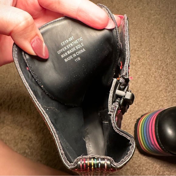 BRAND NEW Dolls Kill rainbow platforms "sissy that walk" Club Exx - Picture 4 of 5